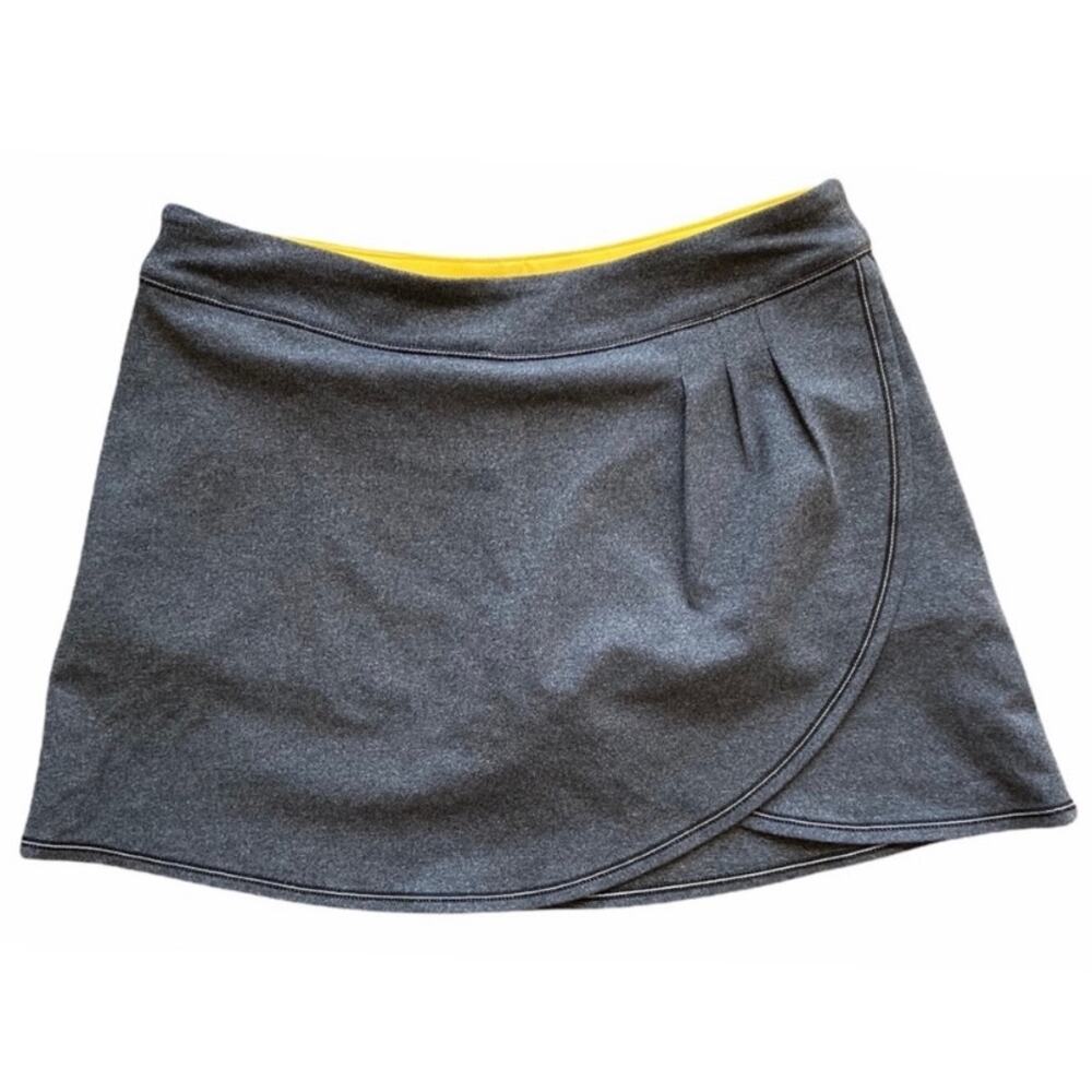 Neiman Marcus Gray Skort Size S